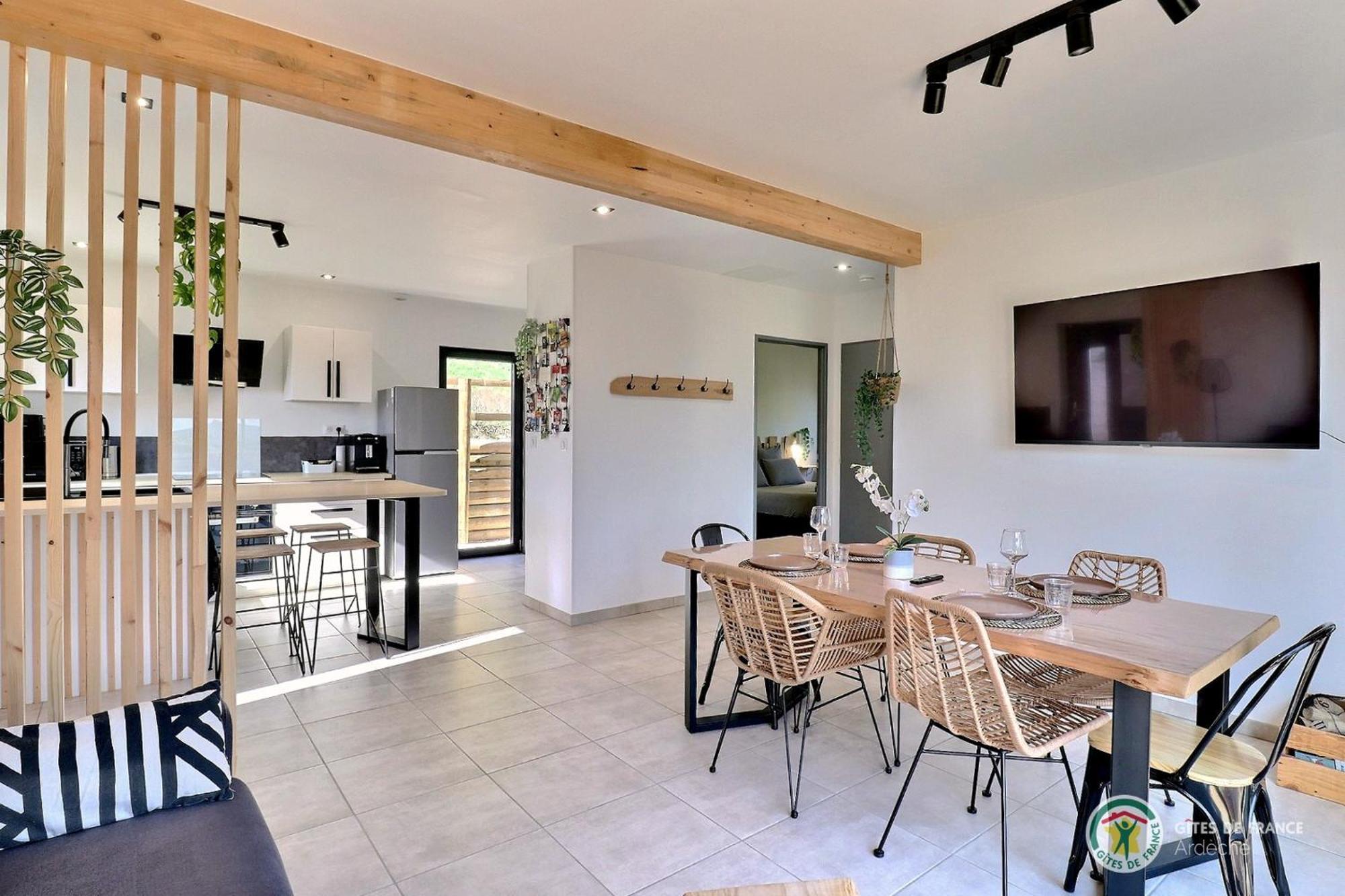 La Booa - En Ardeche - Piscine Privee - Ecolodgite * Ozon (Drome)